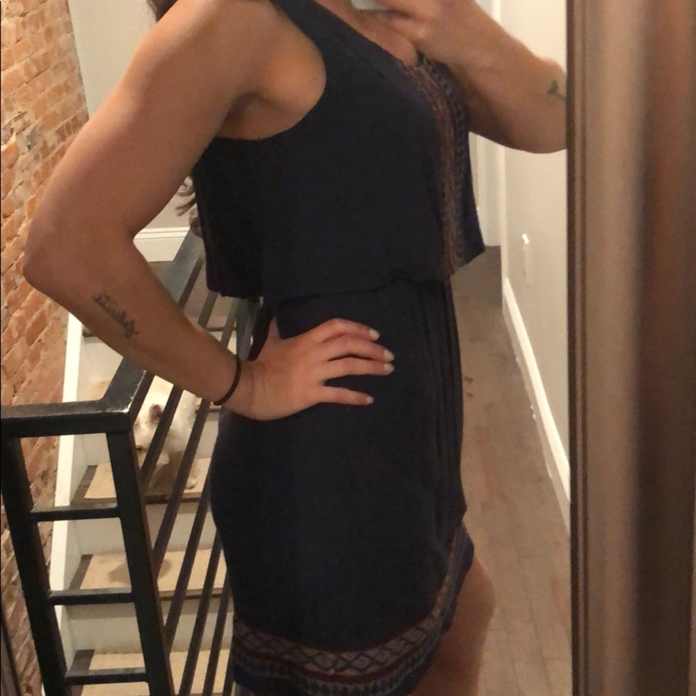 Dress - Picture 3 of 4